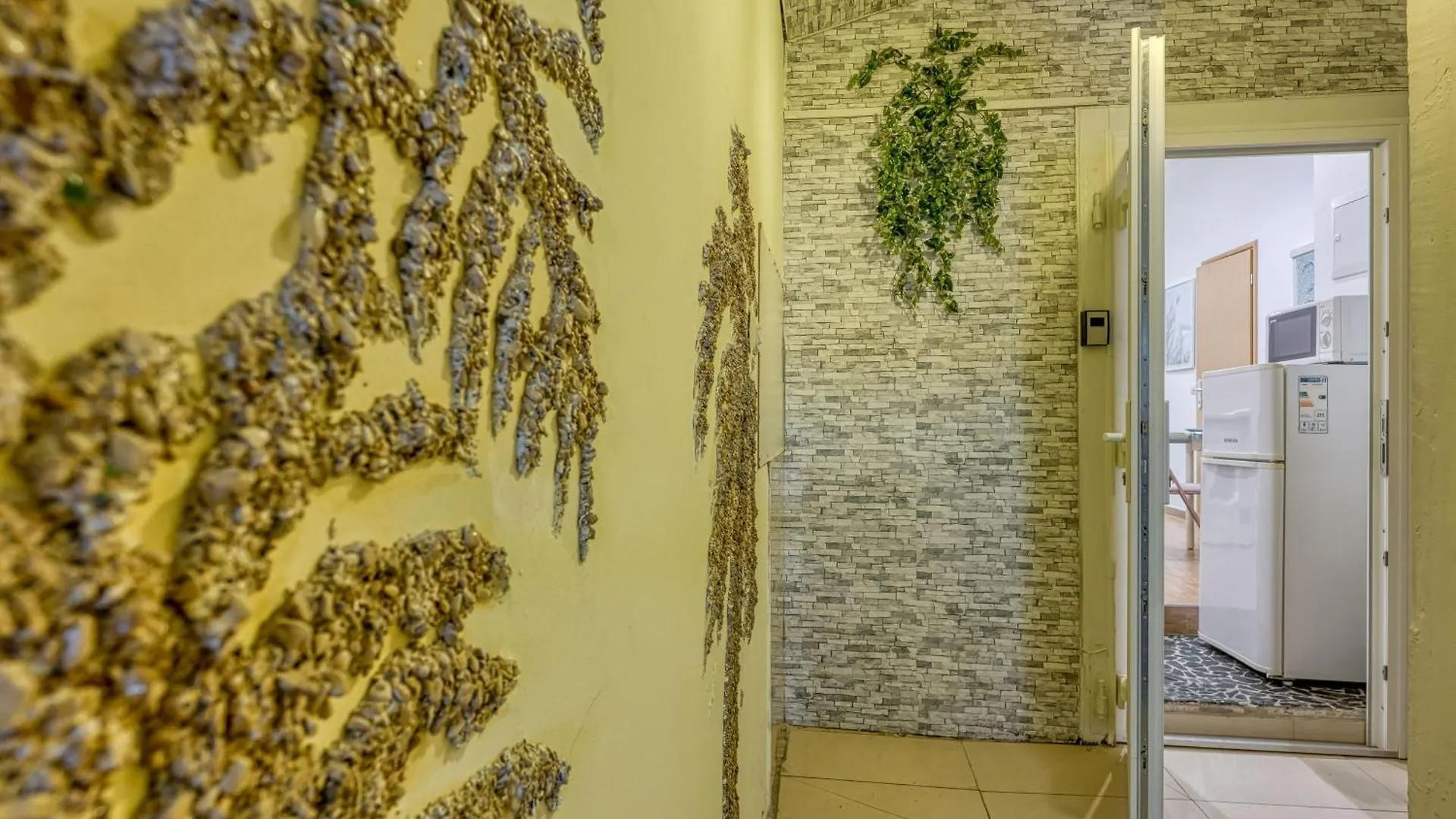 Pet Friendly Apartment - Happy Rentals Pula